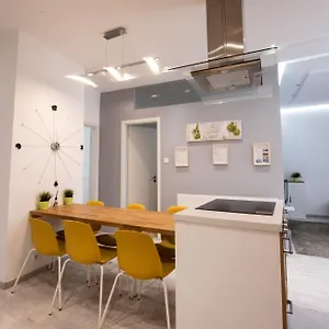  Apartamento Modern Downtown Retreat At Akacfa 36 Hungría