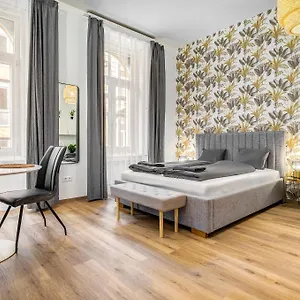  Apartamento Bazilika-d45 Premium Hungría